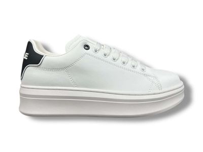 gaelle sneaker uomo in action leather con black part in rubber bianco nero gacam 00095