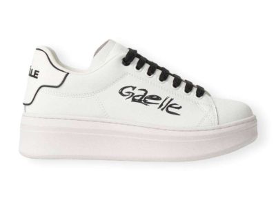 gaelle sneaker bianco con logo murales gacaw00021