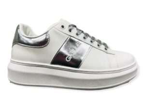 gaelle gbdc 2505 ssnk sneakers bianco stampa silver