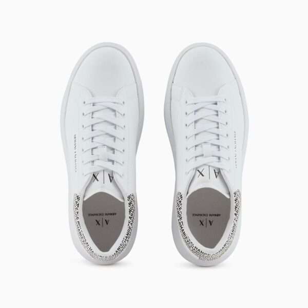 armani exchange sneakers uomo bianco con retro logato xux123xv761k488