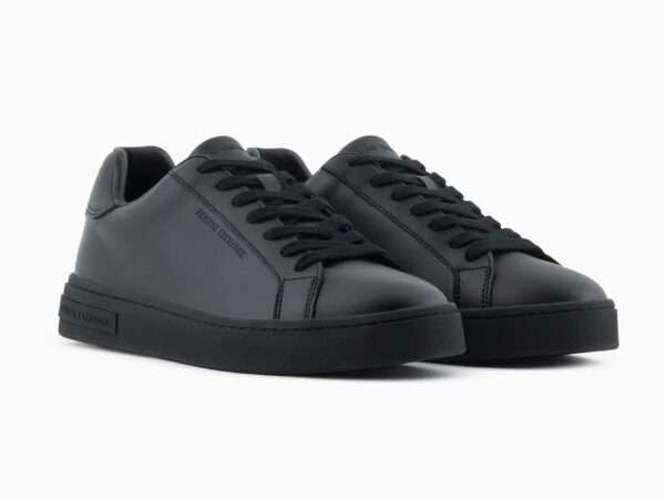 armani exchange sneakers uomo in pelle nero con logo laterale xm000141af11912uc001