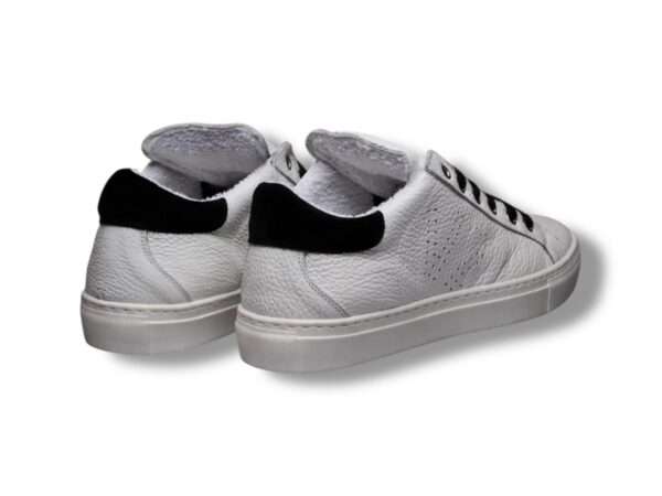 v2 brand sneaker uomo tennis a suola bassa bianca con retro e lacci nero