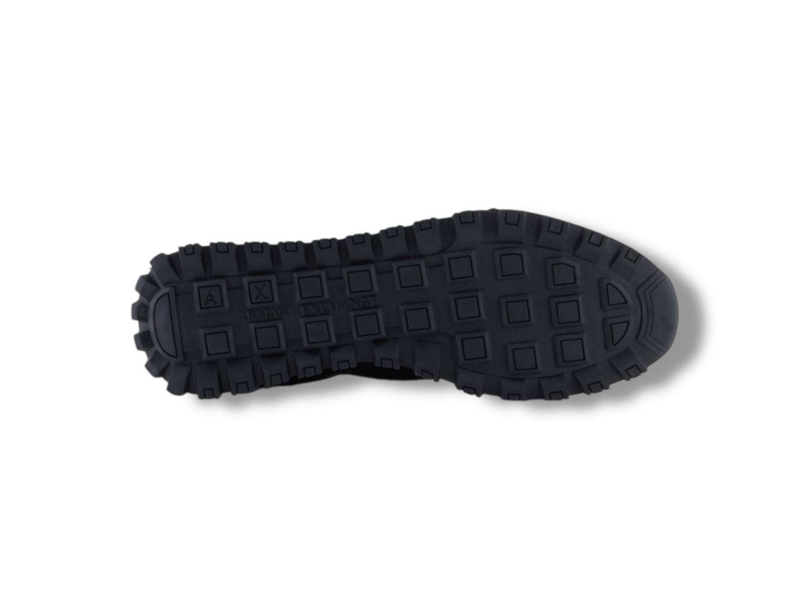 armani exchange sneakers donna xw002150af19388mc077 black pale gold 5 armani exchange sneakers donna xw002150af19388mc077 black pale gold