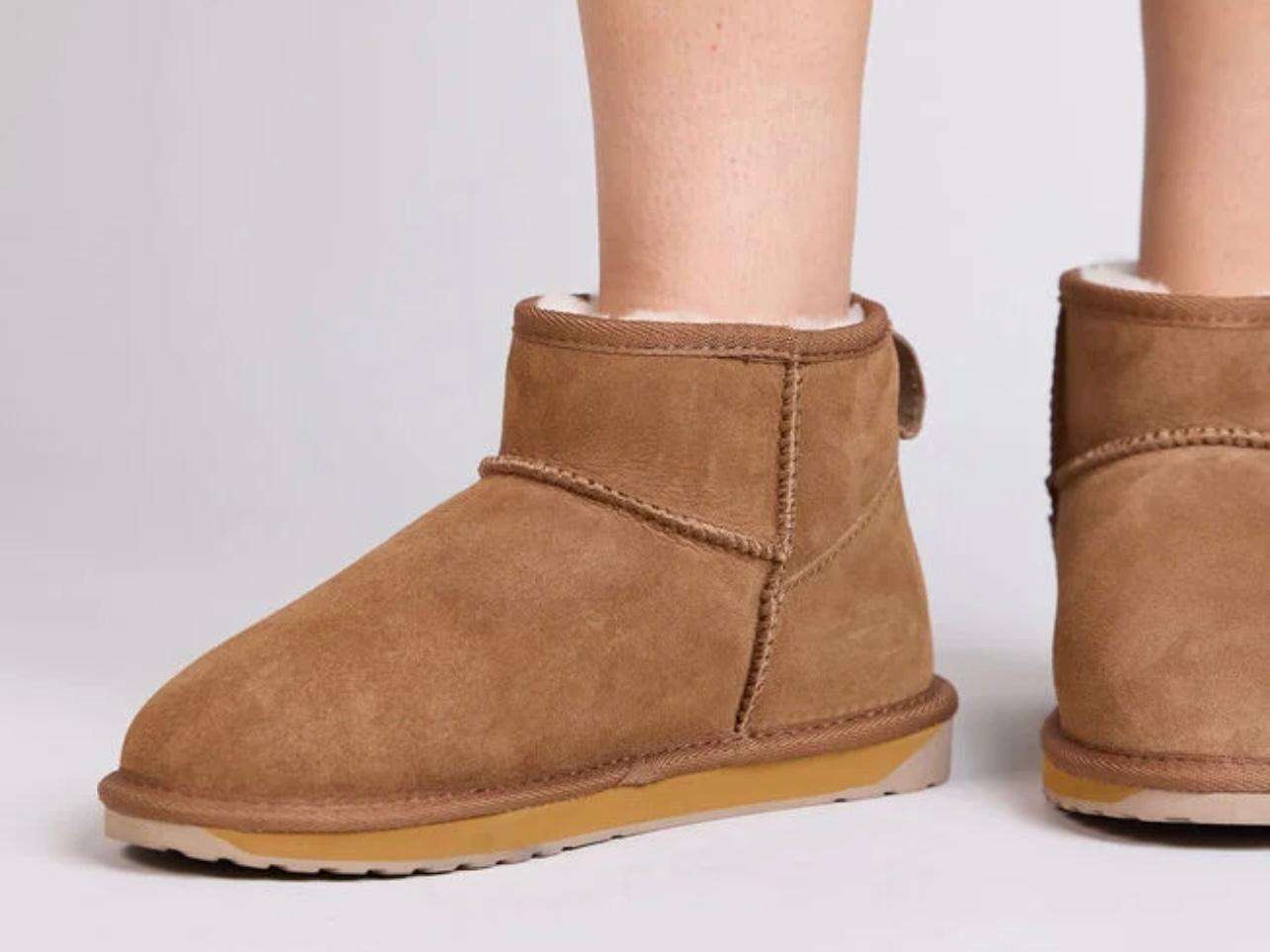 emu australia stivaletto donna in montone stinger micro w10937 chestnut 2 emu australia stivaletto donna in montone stinger micro w10937 chestnut