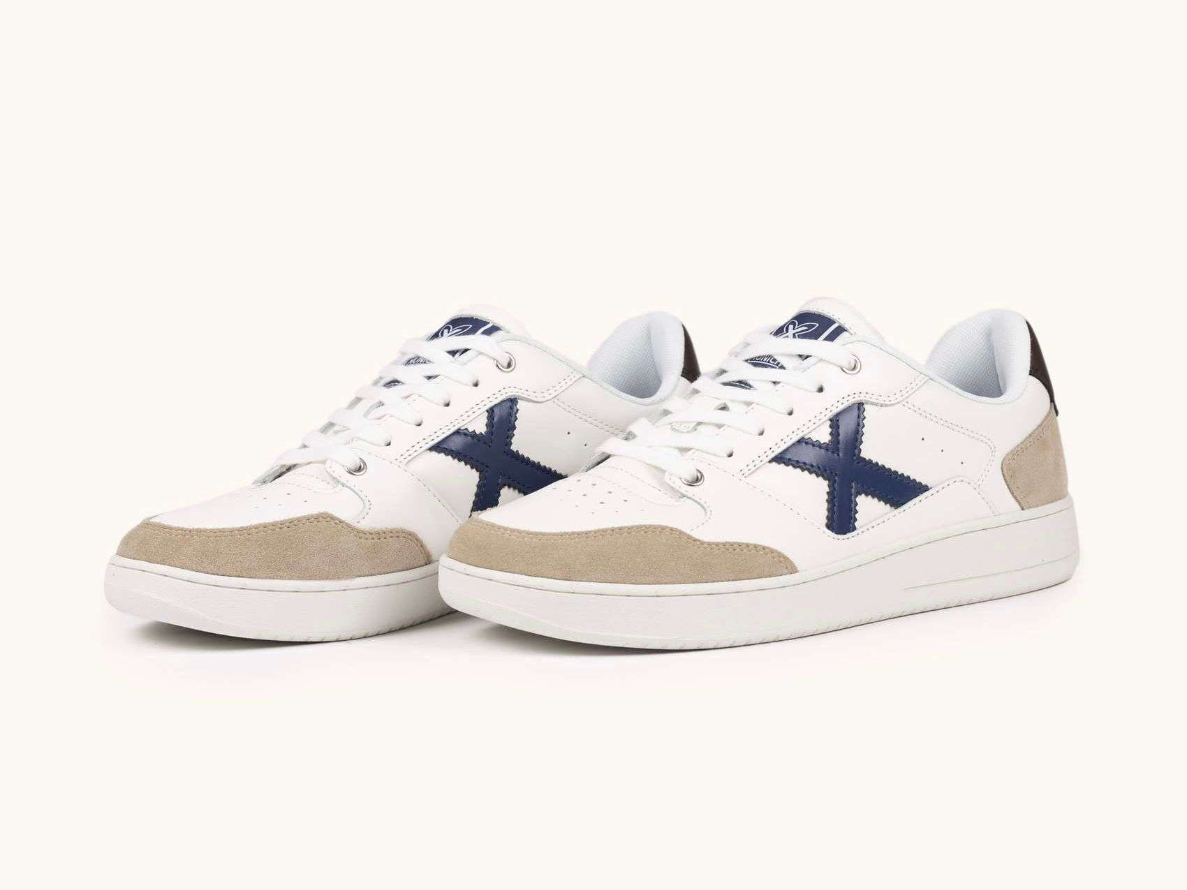 munich sneakers uomo 8908115 legit man 115 stile tennis white con dettaglio blu navy e marrone 1 munich sneakers uomo 8908115 legit man 115 stile tennis white con dettaglio blu navy e marrone