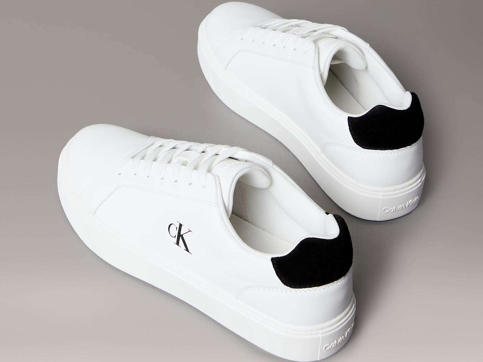 calvin klein sneakers uomo cupsole laceup in pelle bright white black con logo ym0ym0143501w 2 calvin klein sneakers uomo cupsole laceup in pelle bright white black con logo ym0ym0143501w